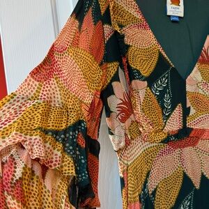 Farm Rio maxi dress in gorgeous colors. Size Medium NEW side zip, lined